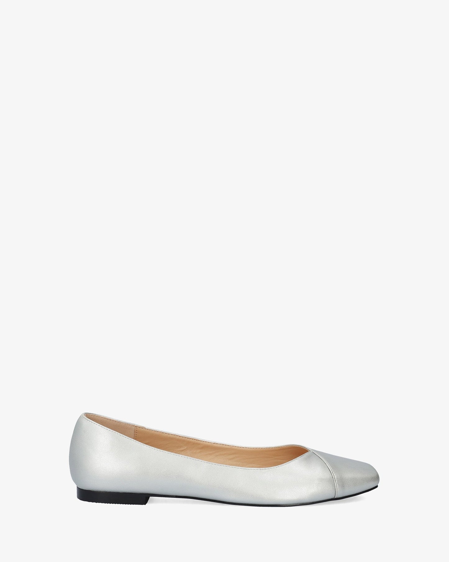 Ballerina in soft silver