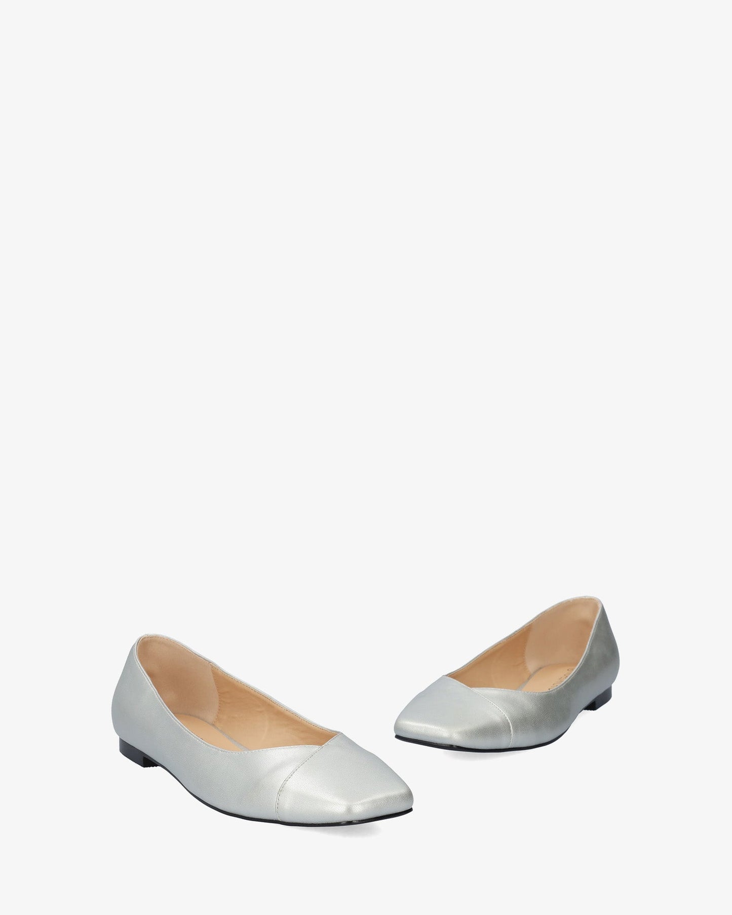 Ballerina in soft silver