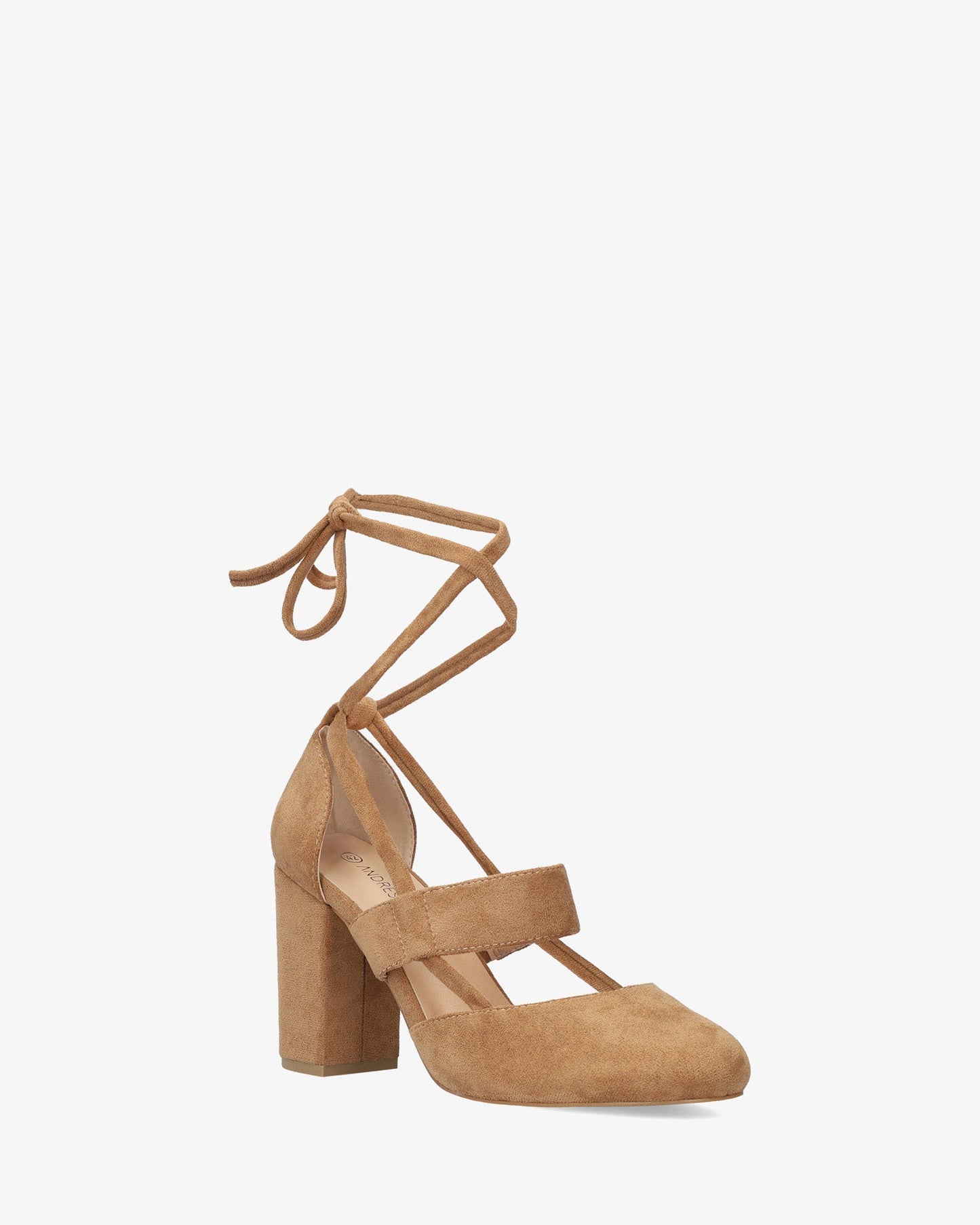 Zapato de tacón en símil ante marrón