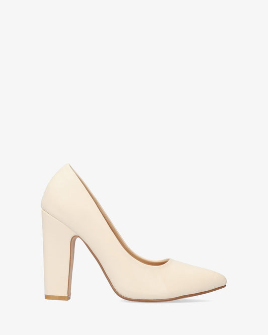 Salón en soft crema