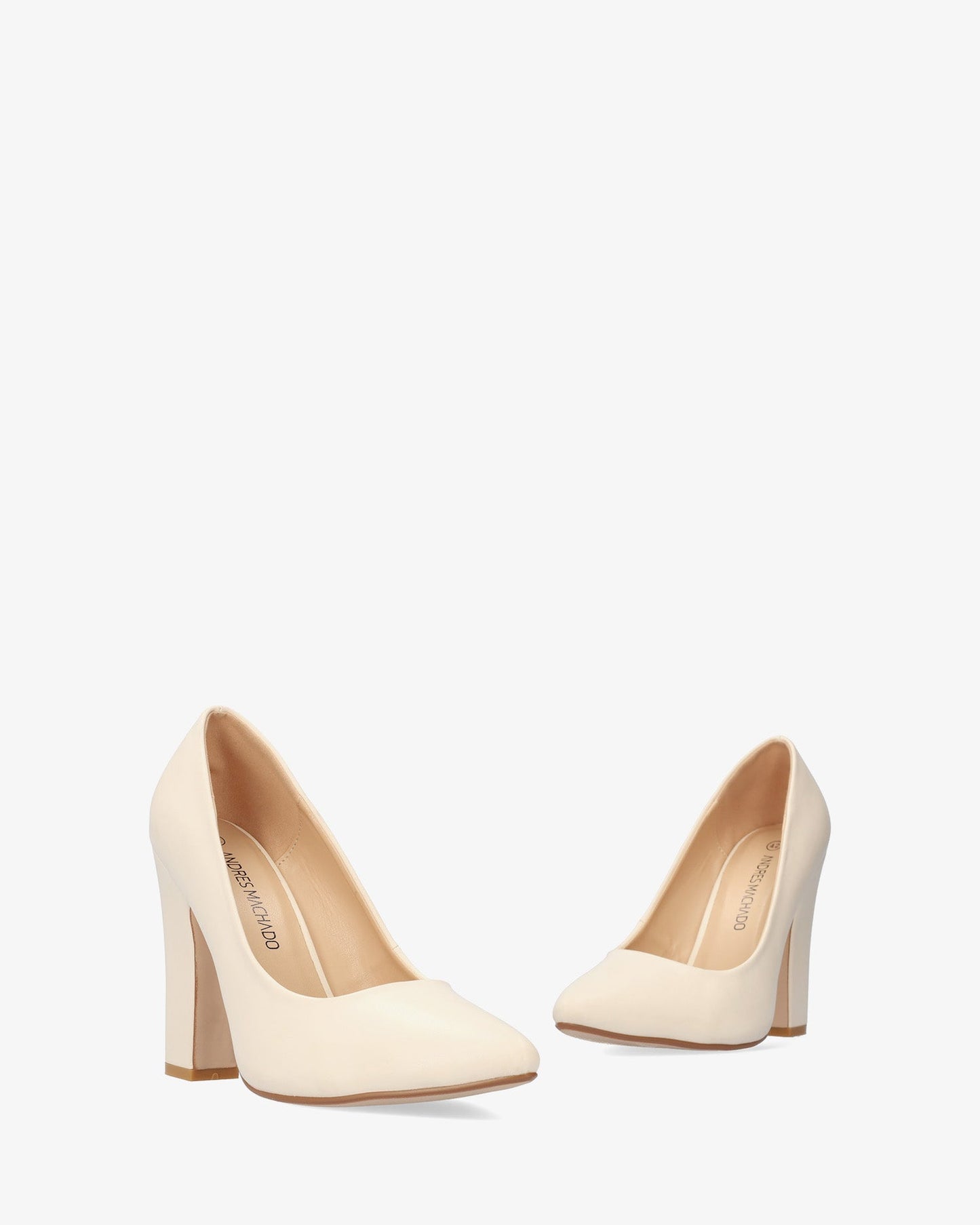 Salón en soft crema