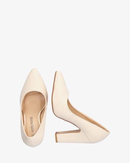 Salón en soft crema