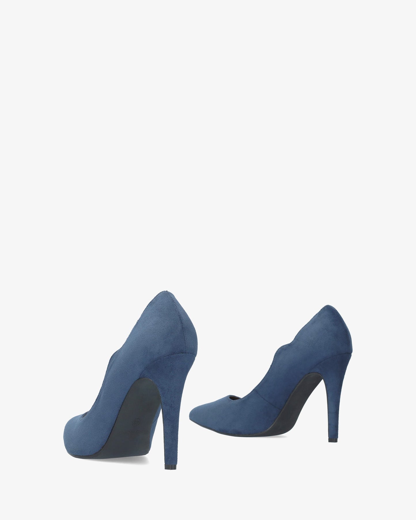 Courtesy in marine suede with a pointed toe