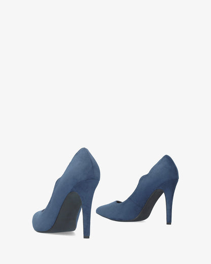 Courtesy in marine suede with a pointed toe