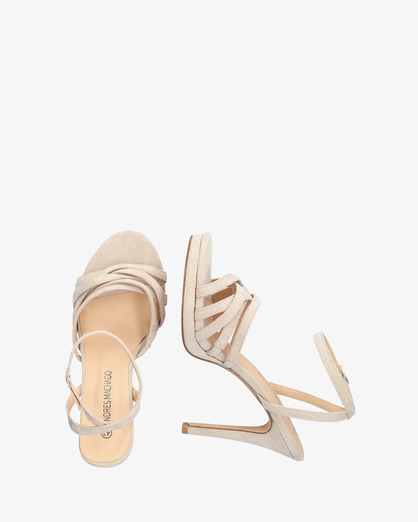 Sandalia en símil ante beige con tacón alto