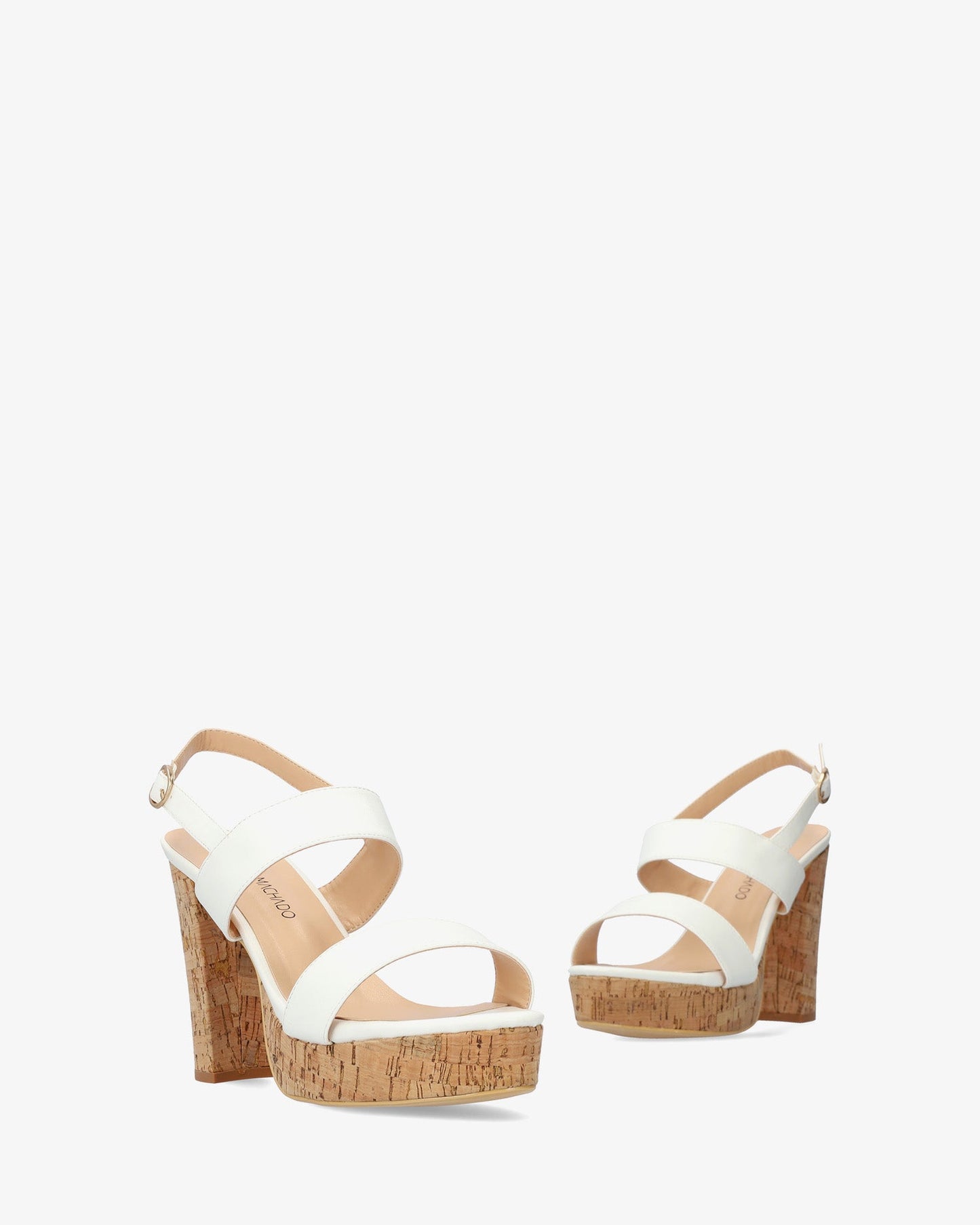 Sandalia en soft blanco con tacón alto