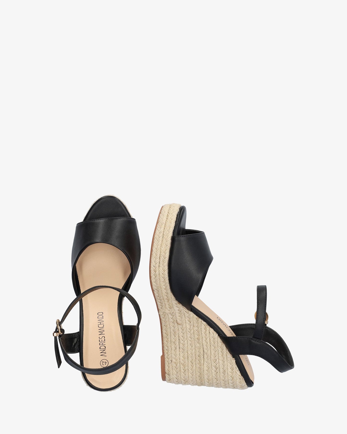 Sandalia en soft negro con cuña en yute