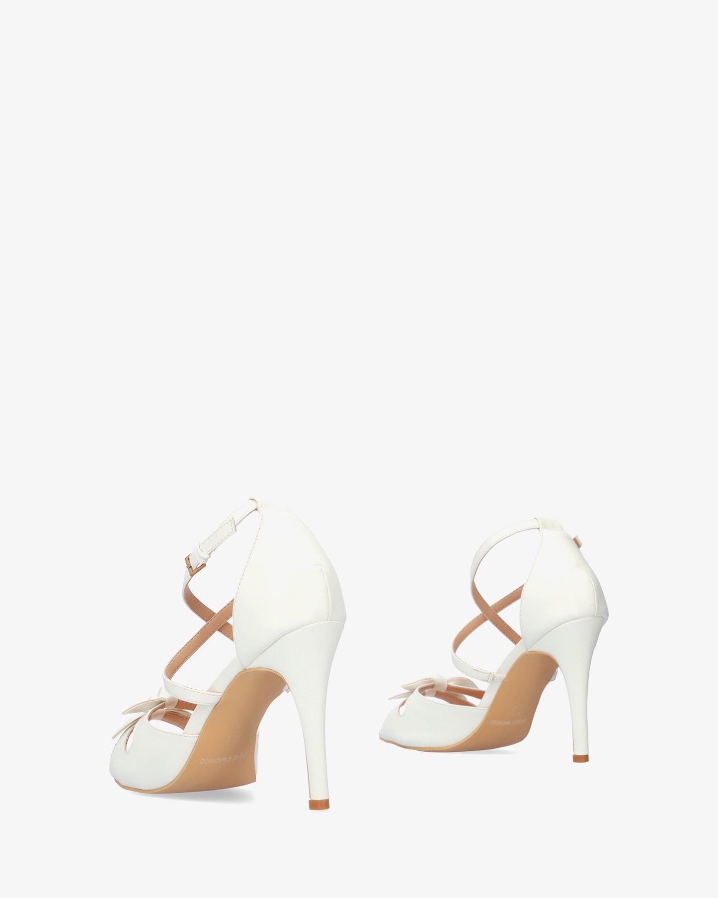 Sandalia en soft blanco con tacón alto