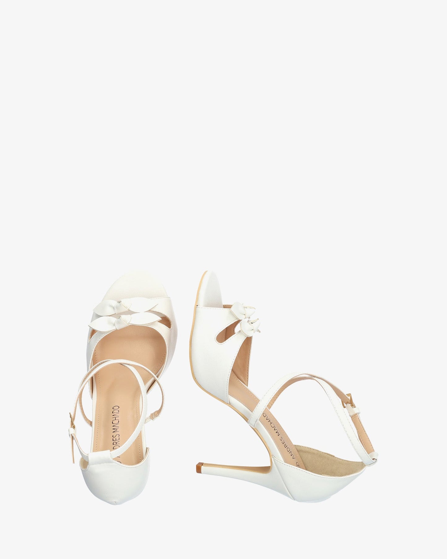 Sandalia en soft blanco con tacón alto