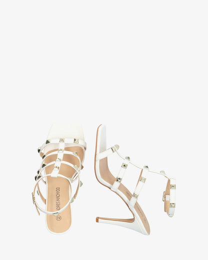 Sandalia en soft blanco con tacón alto