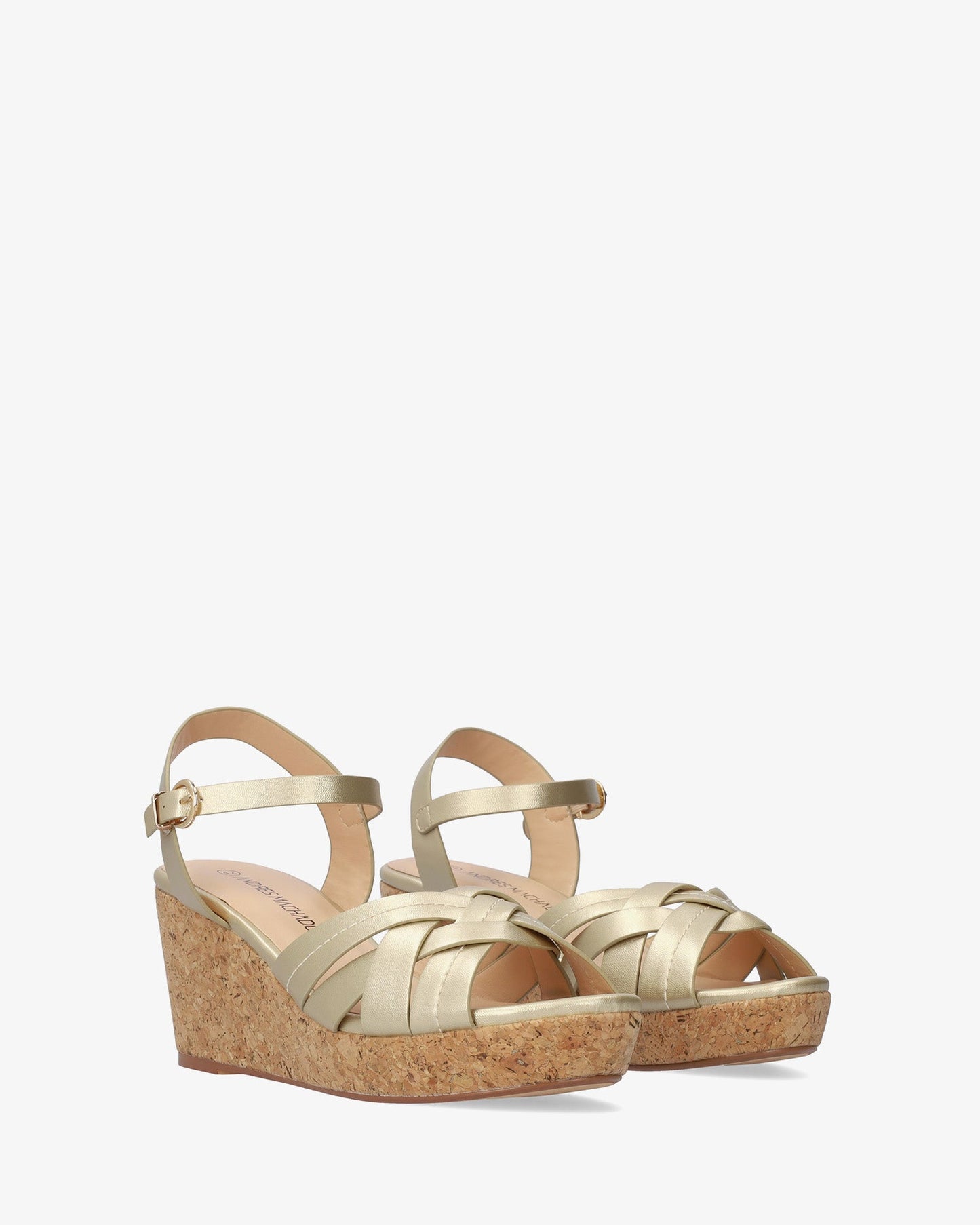 Sandalia en soft oro con cuña efecto madera