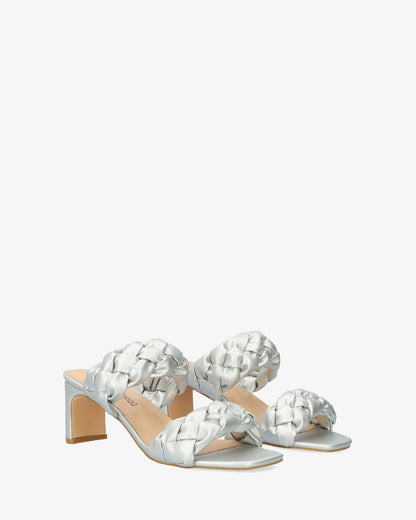 Mule en soft plata con tacón semi-cuadrado