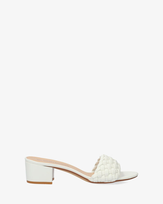 Mule en soft blanco con tacón cuadrado