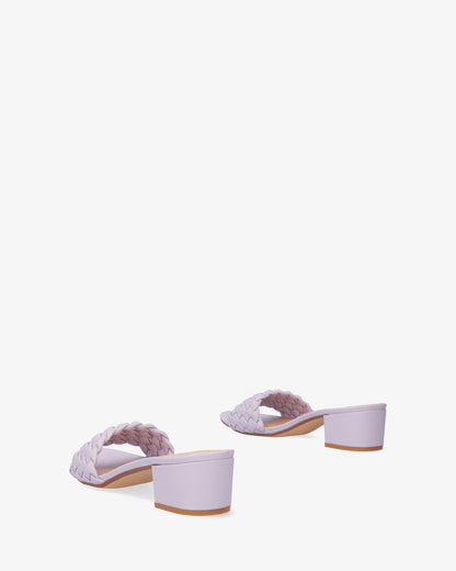 Mule en soft lila con tacón cuadrado
