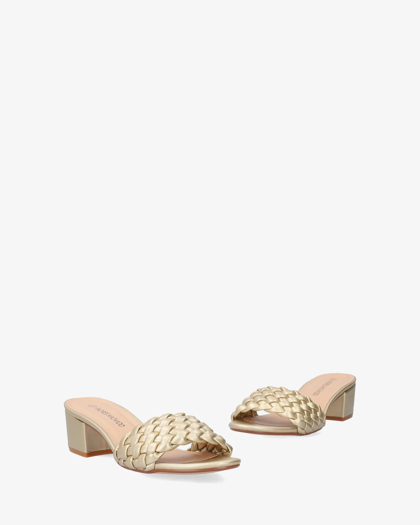 Mule en soft oro con tacón cuadrado