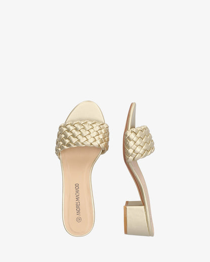 Mule en soft oro con tacón cuadrado