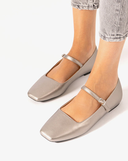 Bailarina plana en soft plata vieja