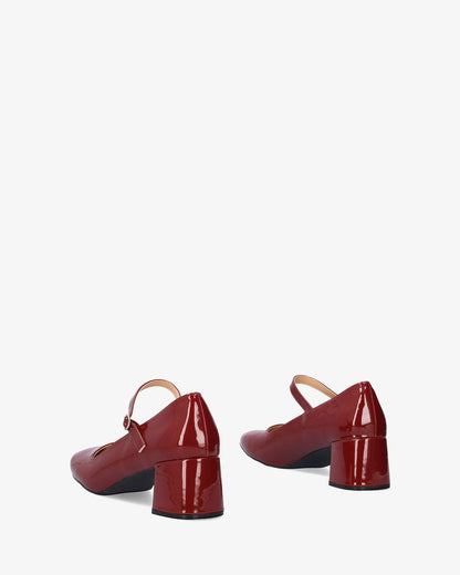 Mary Jane con tacón en charol granate