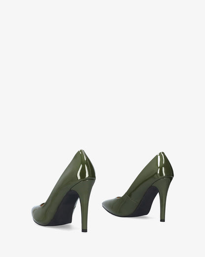 Green patent leather pump with heel