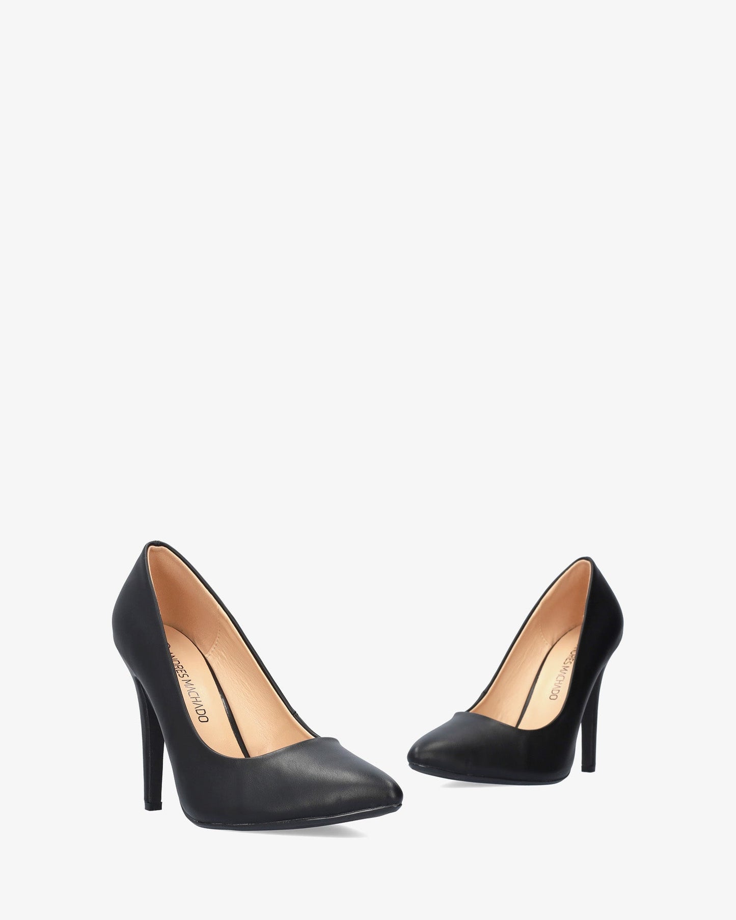 Salón con tacón en soft negro