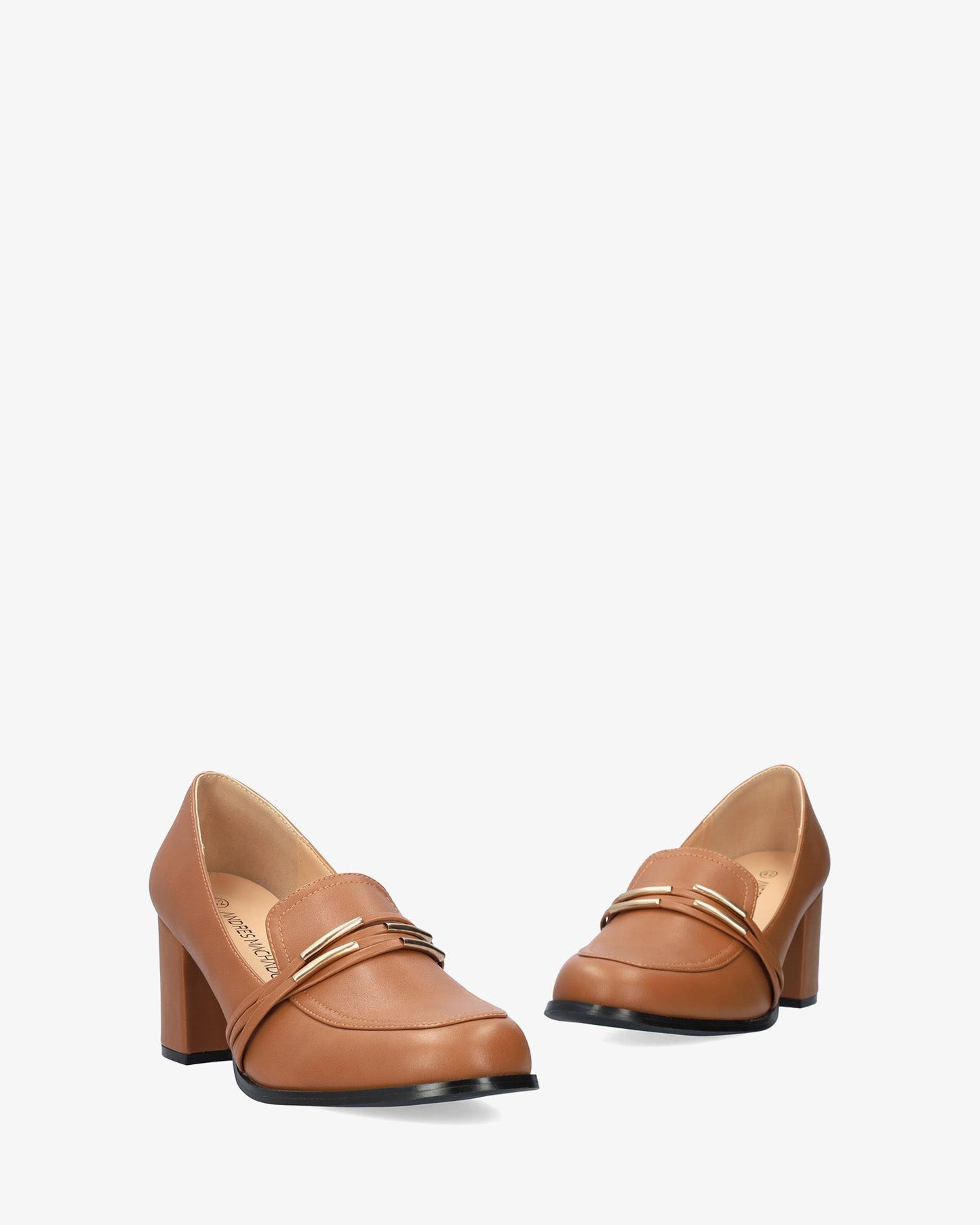 Mocasín con tacón en soft camel