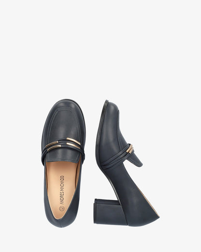 Mocasín con tacón en soft marino