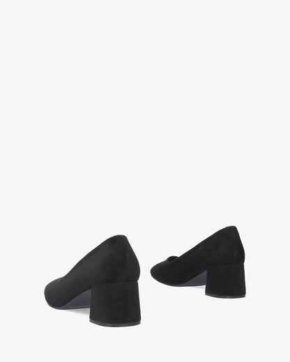 Black faux suede pump with heel