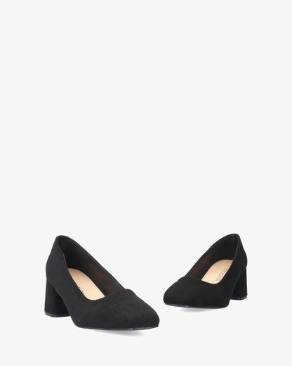 Black faux suede pump with heel