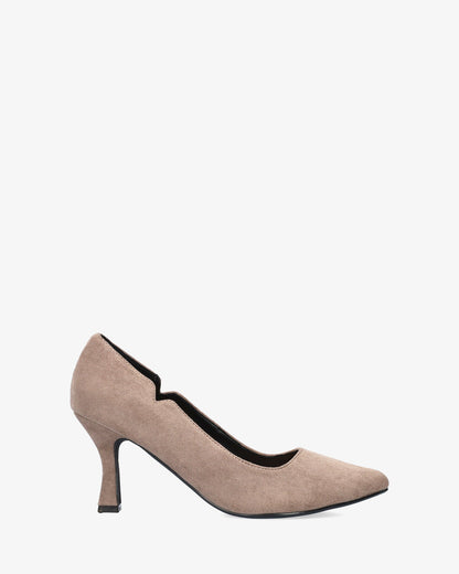 Salón con tacón kitten heel en símil ante gris