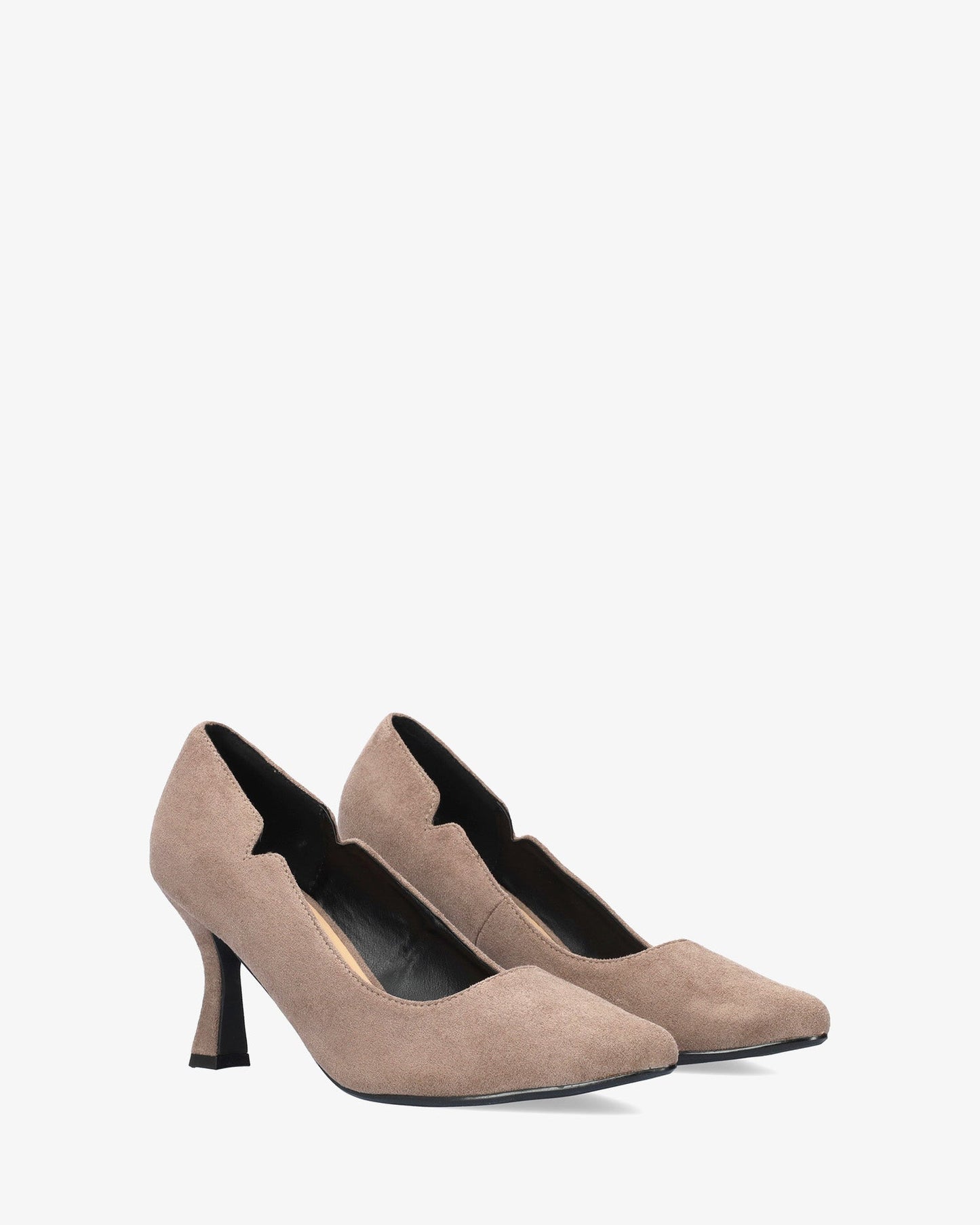 Salón con tacón kitten heel en símil ante gris