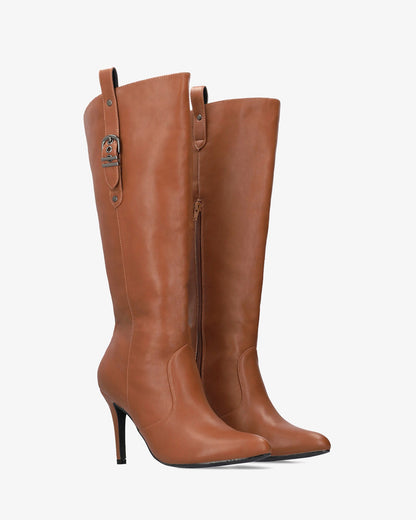 High-heeled boot in soft camel