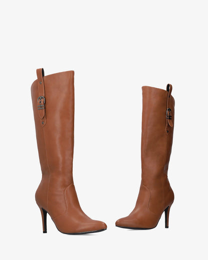 High-heeled boot in soft camel