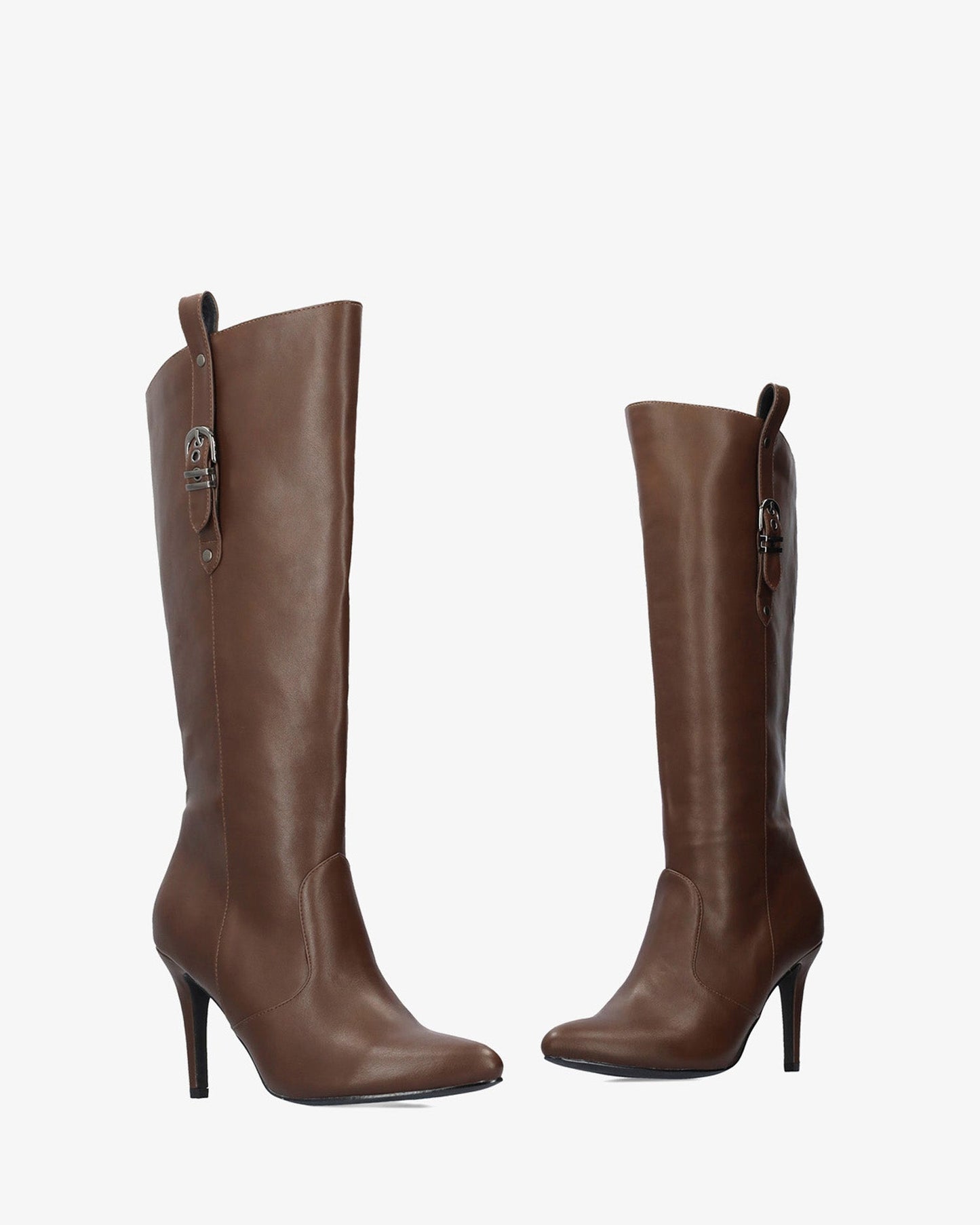 High heeled boot in soft brown
