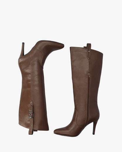 High heeled boot in soft brown