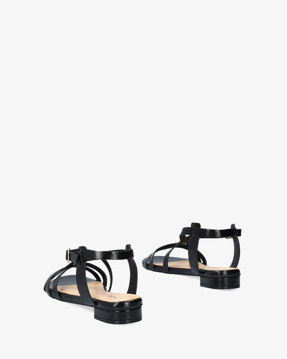 Sandalia plana en soft negro