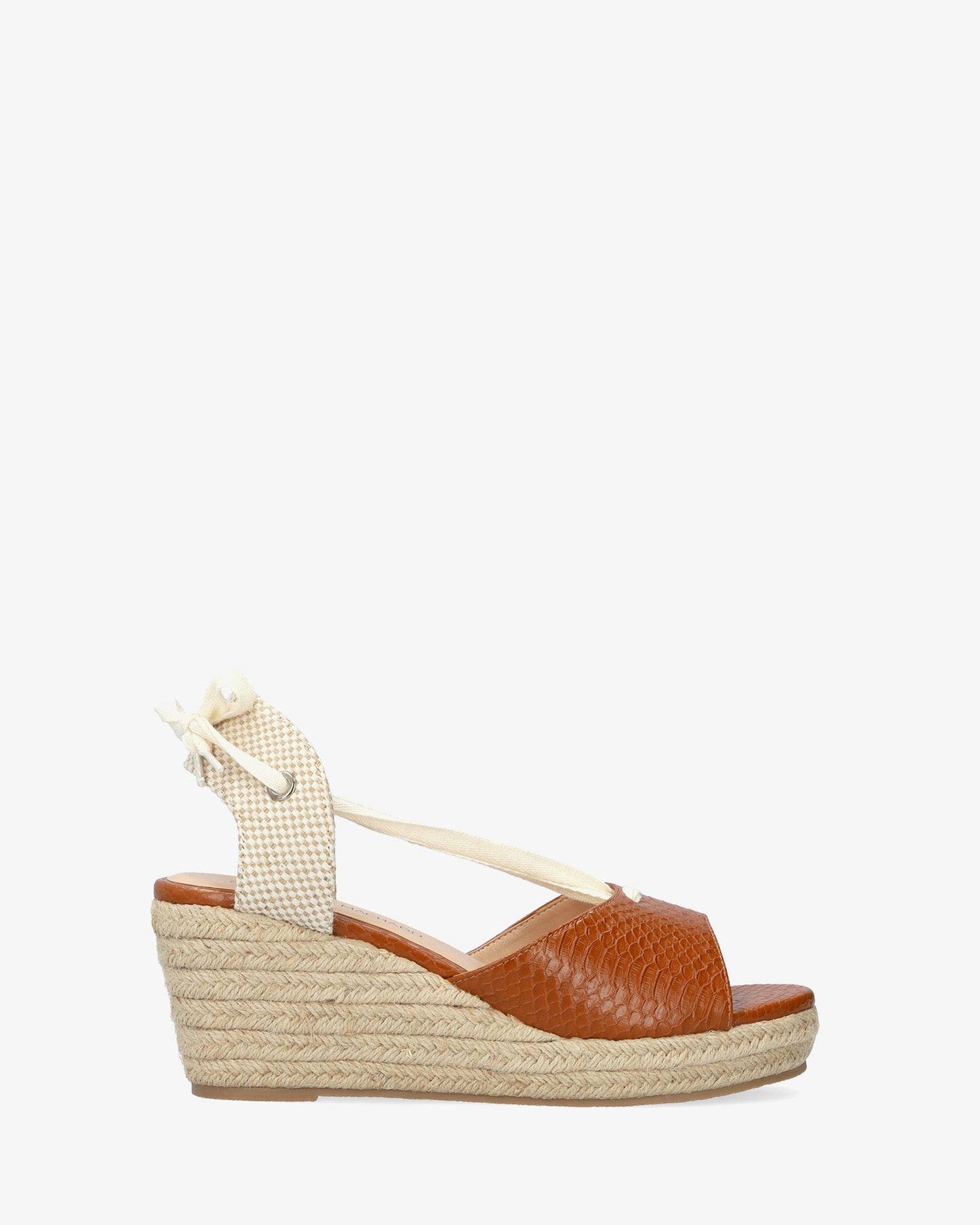 Sandalia en soft combinado marrón con cuña en yute