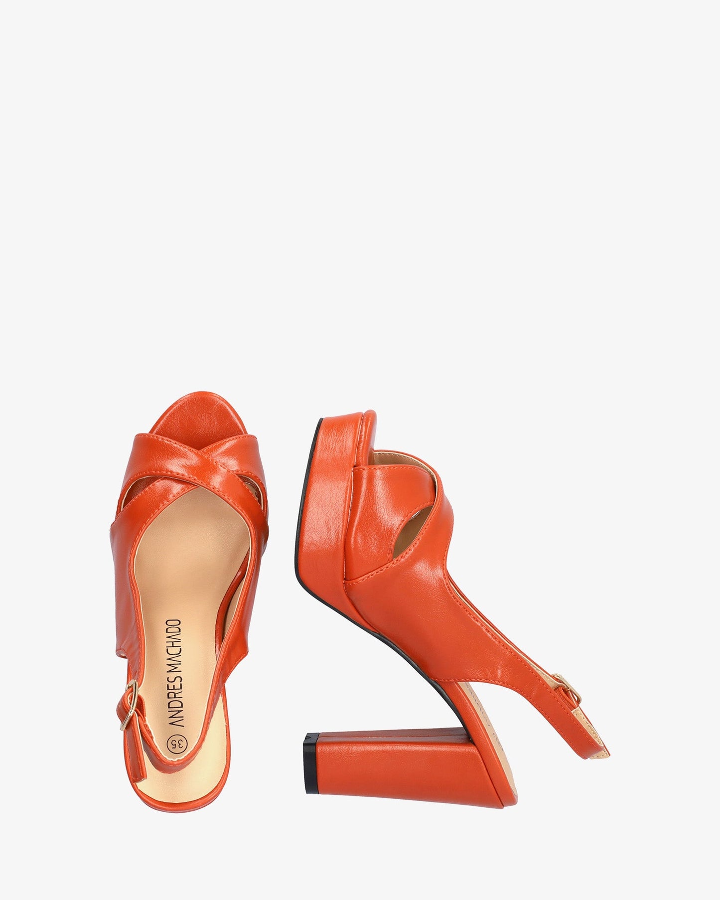 Sandalia en soft naranja con tacón alto y plataforma