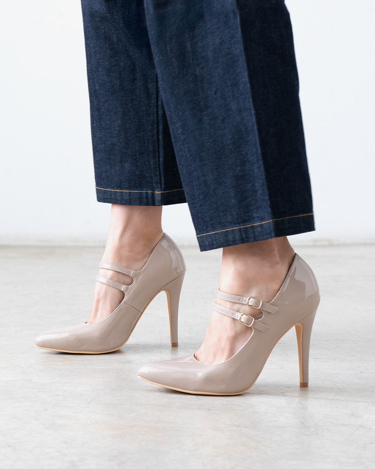 Salón mary jane en charol beige