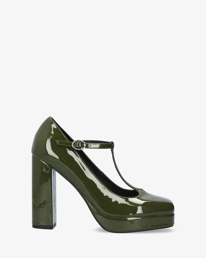 Salome shoe in green patent leather