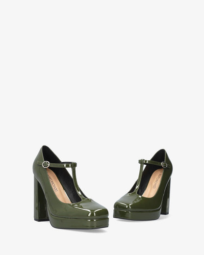 Salome shoe in green patent leather