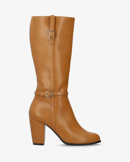 High boot in soft camel