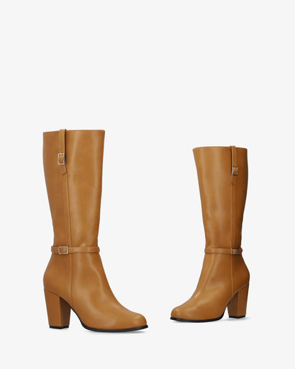 High boot in soft camel