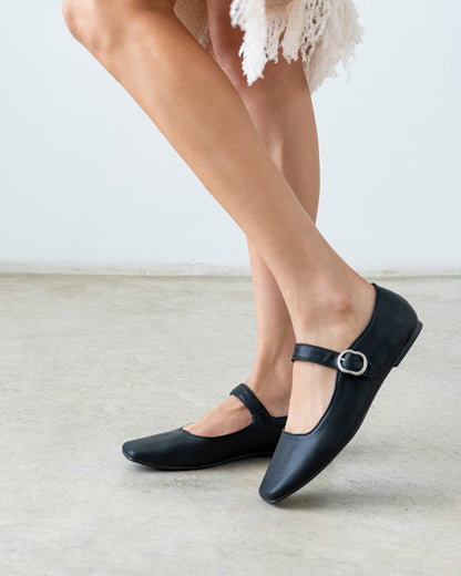 Bailarina mary jane plana en soft negro