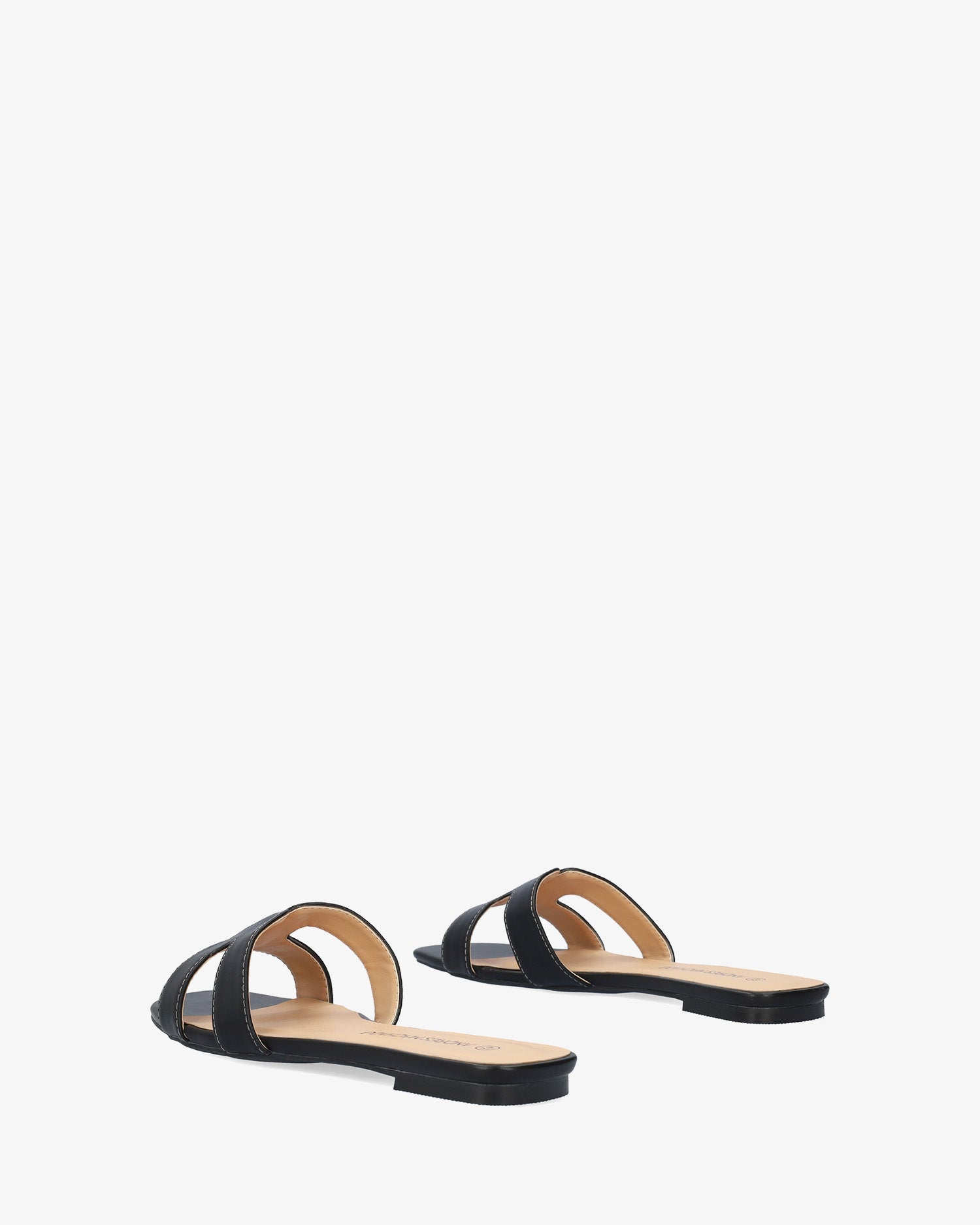 Sandalia plana en soft negro
