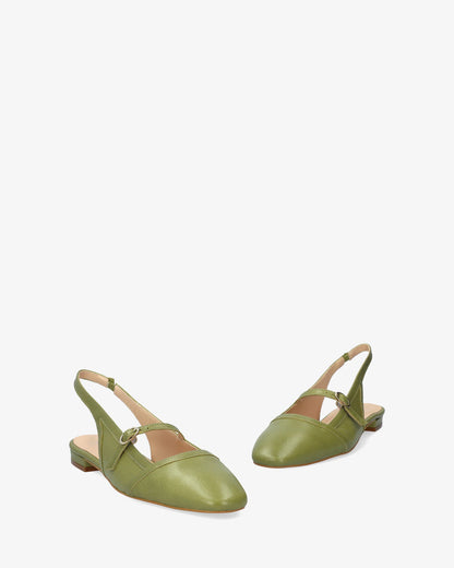 Bailarina plana destalonada en piel verde