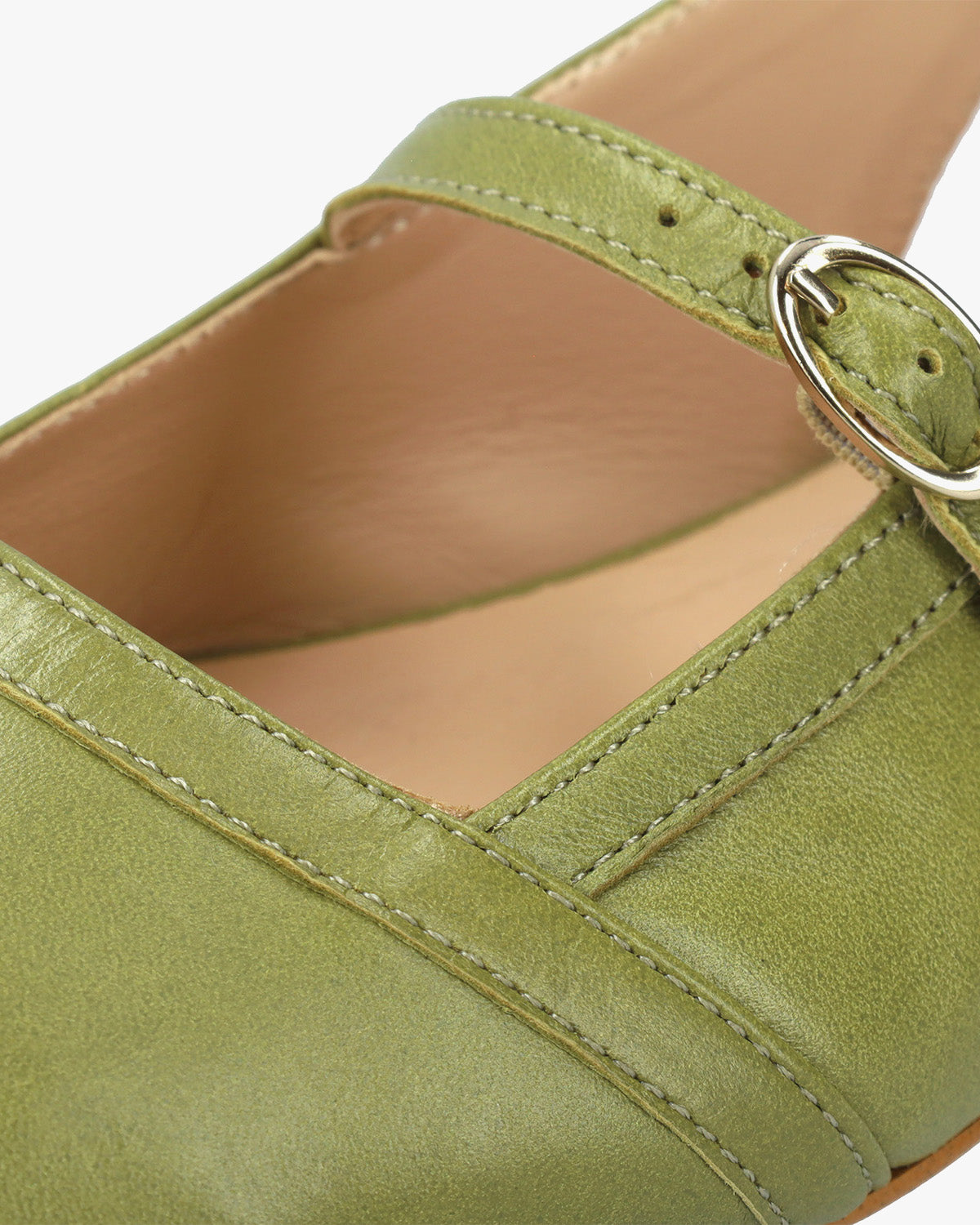 Bailarina plana destalonada en piel verde