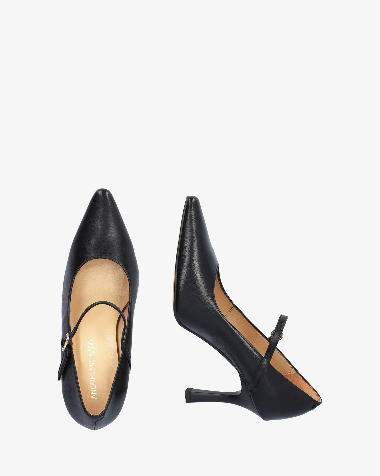 Salón en piel negro