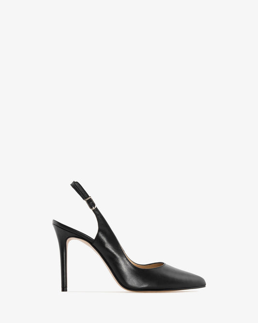Slingback pump with pointed toe in black leather