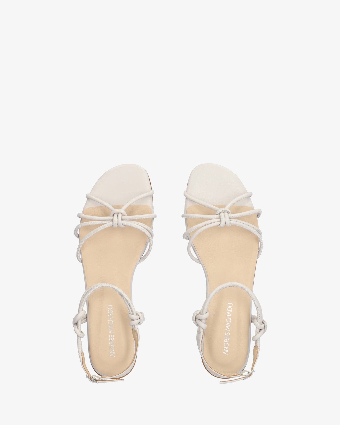 Flat sandal in grey leather