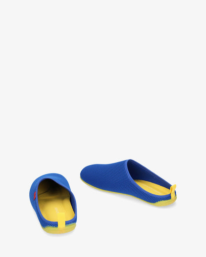 Zapatillas unisex de casa para verano en rejilla azul klein